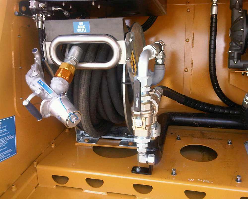 Mining Hose Reels - Pit Bull 1-1/2"ID air rewind hose reel high flow diesel refuelling.