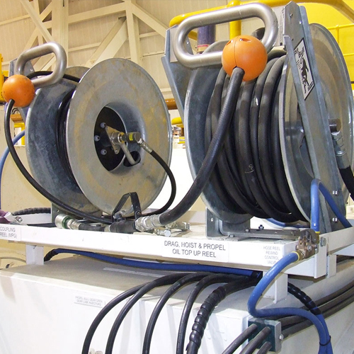 Web_Pitbull_Mining_Air rewind hose reels for oil and grease services on drag line